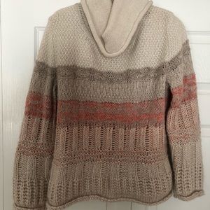 Women’s sweater